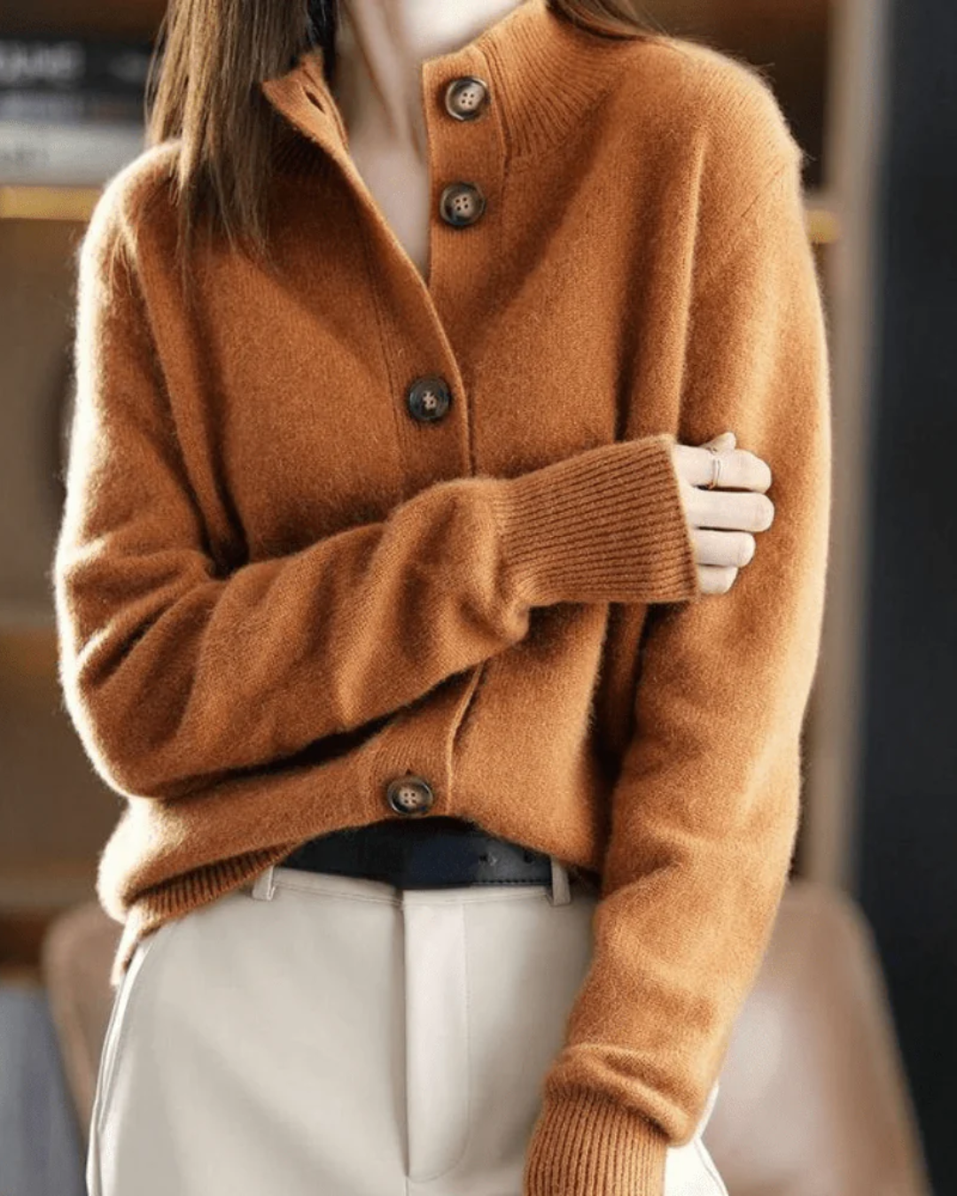 Amelia | Retro-Style Cashmere Cardigan